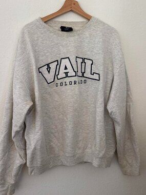 Vintage Vail Colorado gray crewneck sweatshirt with white 'VAIL COLORADO' text